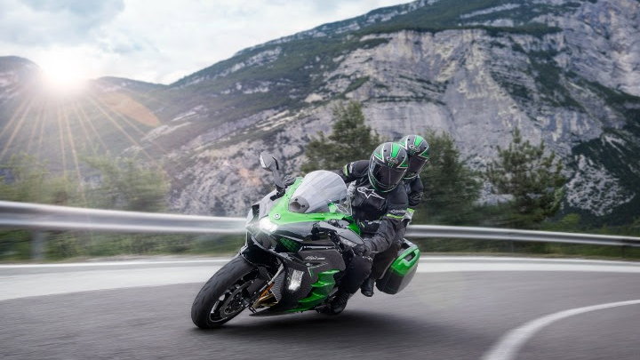 Kawasaki Ninja H2 SX